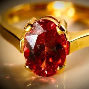 Color Change Garnet 4.10ct Solid 18K Gold Ring
